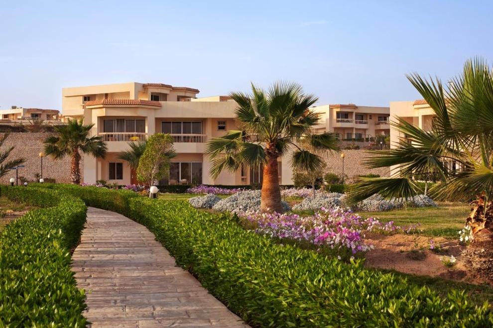 LONG BEACH RESORT